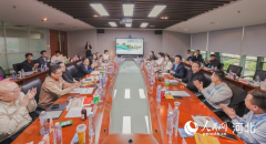 <b>必需被沉塑为高度不变、可预期的“尺度化工业</b>